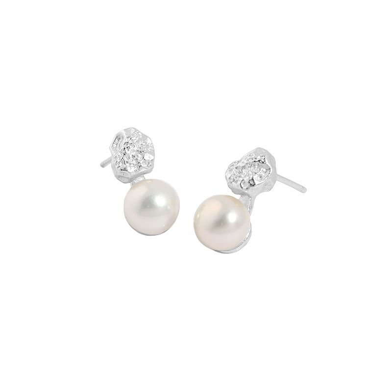 Elegant Round Natural Cultured Pearl 925 Sterling Silver Stud Earrings - SterlingSilberSchmuck