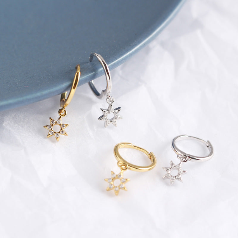 Sterling Silber Ohrringe von silverbene mit CZ-Stern-Motiv, Hoop-Design, glänzend und elegant, aus 925er Silber.