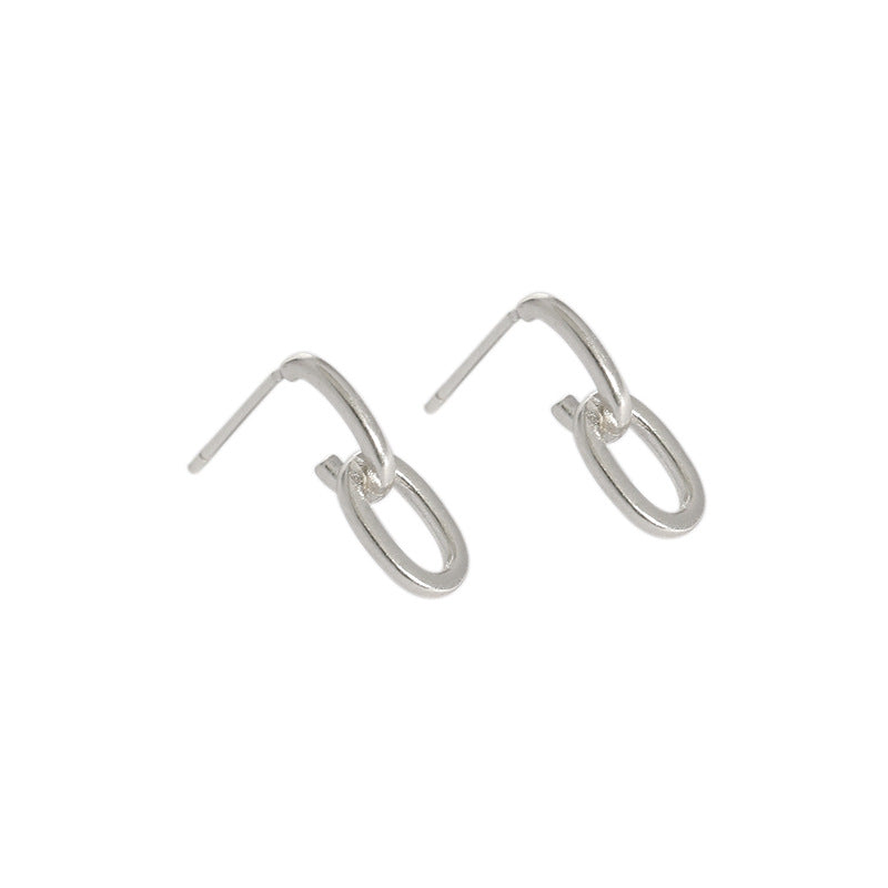 Minimalistische Mini Loop Ketten Ohrstecker aus 925 Sterling Silber von silverbene, elegante und schlichte Ohrschmuck.