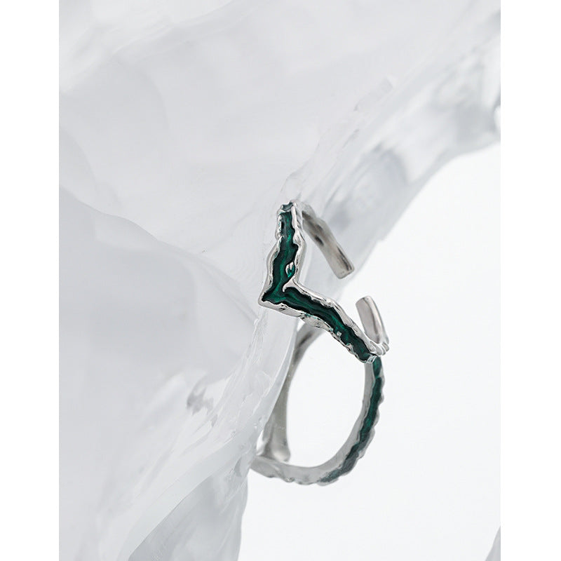 Moderner, eleganter Silbersilberring in V-Form, verstellbar, aus 925 Sterling Silber von silverbene.