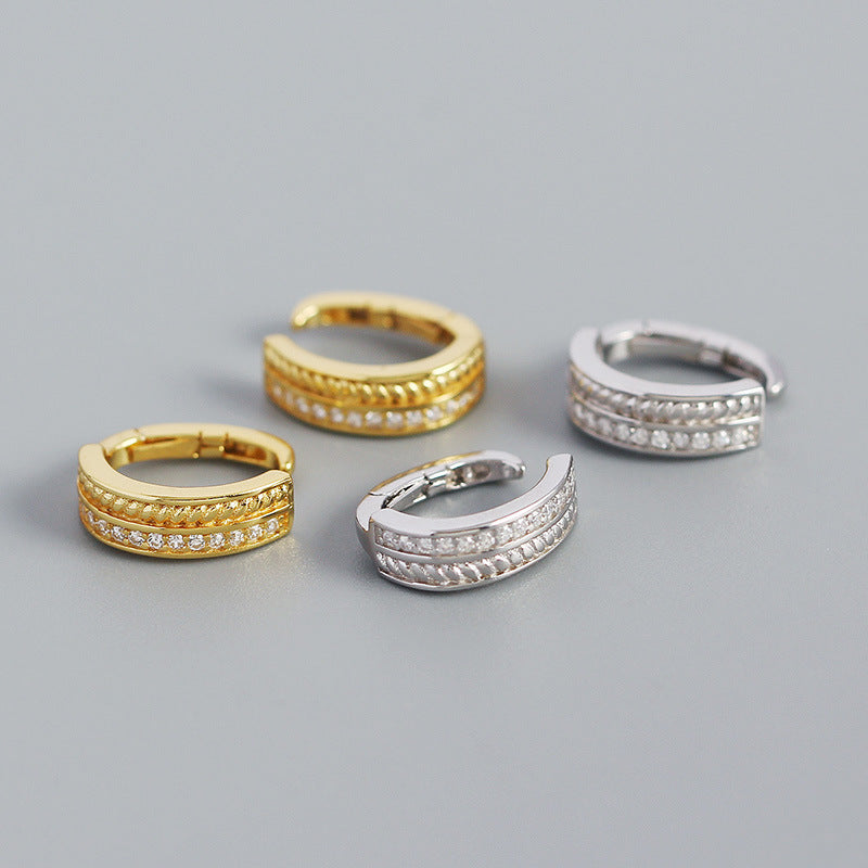 Silverbene Hot CZ runde Ohrringe aus 925er Sterlingsilber, nicht piercing, glänzend und elegant.