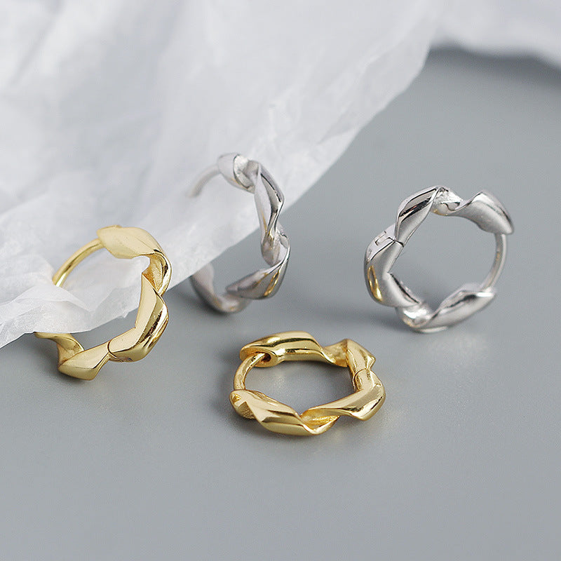 Holiday Twisted Circle 925 Sterling Silver Huggie Hoop Earrings - SterlingSilberSchmuck