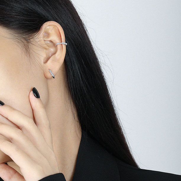 Simple Mini Irregular Circle Geometry 925 Sterling Silver Huggie Hoop Earrings - SterlingSilberSchmuck