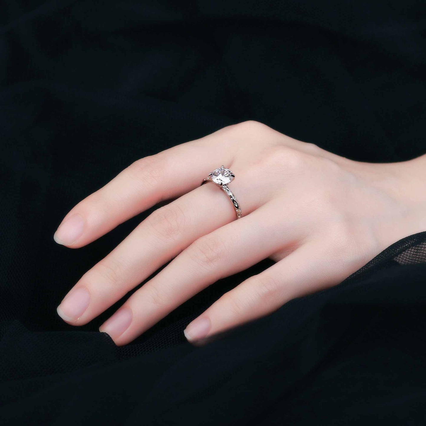 Runder CZ Statement Ring 925 Sterling Silber verstellbar elegant