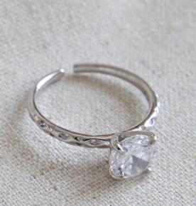 Runder CZ Statement Ring 925 Sterling Silber verstellbar elegant
