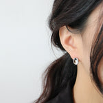 Lade das Bild in den Galerie-Viewer, Simple Geometry Ellipse 925 Sterling Silver Studs Earrings
