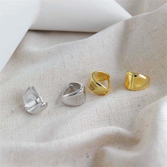 Simple Geometric Triangle 925 Sterling Silver Leverback Earrings - SterlingSilberSchmuck