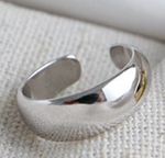 Lade das Bild in den Galerie-Viewer, Simple Geometry 925 Sterling Silver Non-Piereced Earrings (Single One)
