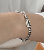 Lade das Bild in den Galerie-Viewer, Vinatge Hollow Chain Fashion 925 Sterling Silver Bracelet
