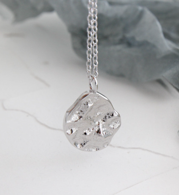 Unregelmäßige Stein Halskette aus 925 Sterling Silber von silverbene, modernes und lässiges Schmuckstück, Rhodium-beschichtet