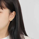 Lade das Bild in den Galerie-Viewer, Hot Shell Pearl Geometry Hollow Circle 925 Sterling Silver Stud Earrings
