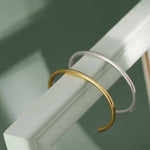 Lade das Bild in den Galerie-Viewer, Simple Golden 925 Sterling Silver Open Bangle
