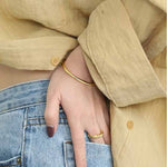 Lade das Bild in den Galerie-Viewer, Simple Golden 925 Sterling Silver Open Bangle
