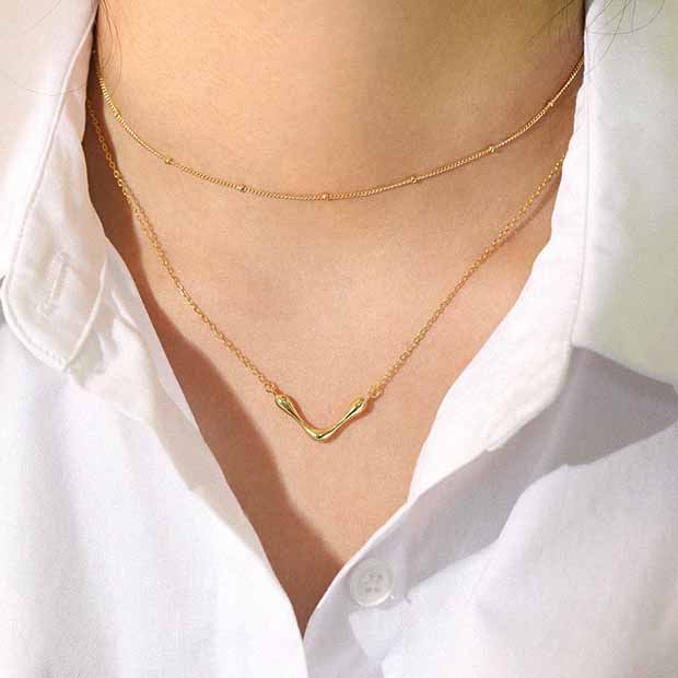 Fashion Letter V Shape 925 Sterling Silver Necklace - SterlingSilberSchmuck