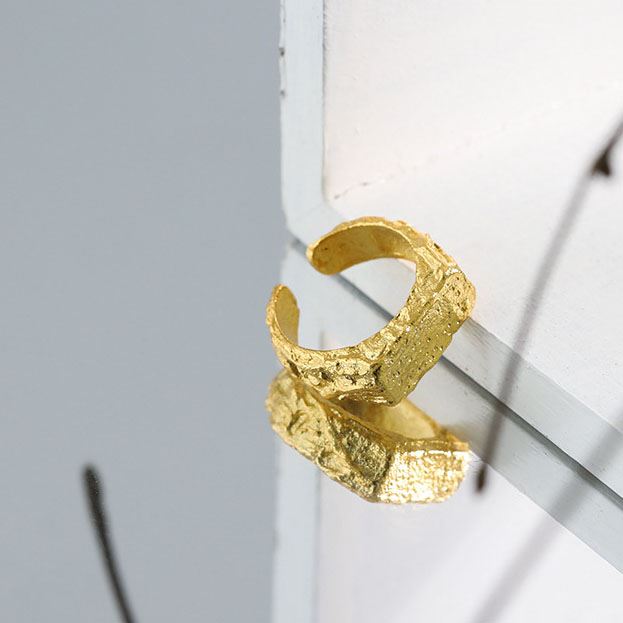 Unregelmäßig geformter Silberring aus 925er Sterling Silber von silverbene, verstellbar und modern im geometrischen Design