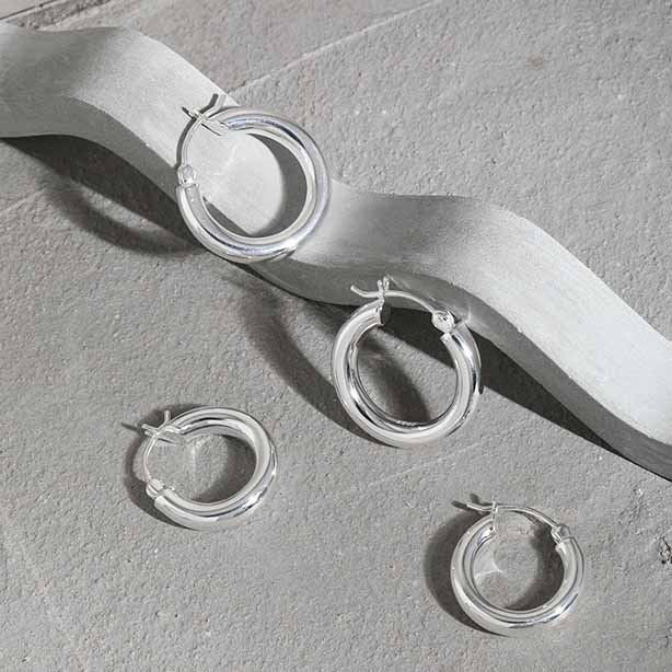 Minimalism Geometry Mini Circles 925 Sterling Silver Huggie Hoop Earrings - SterlingSilberSchmuck