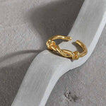 Lade das Bild in den Galerie-Viewer, Minimalism Twisted Knot 925 Sterling Silver Adjustable Ring
