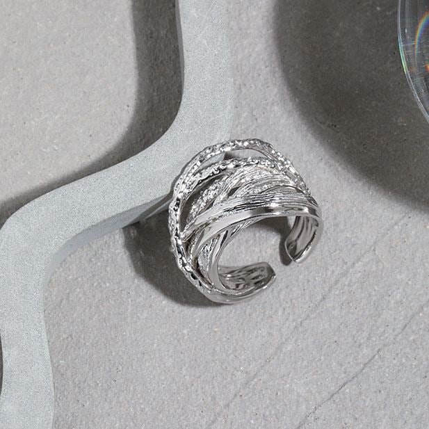 Sterlingsilber Ring von silverbene mit unregelmäßigen Linien, verstellbar, modischer Damenring mit breitem Design