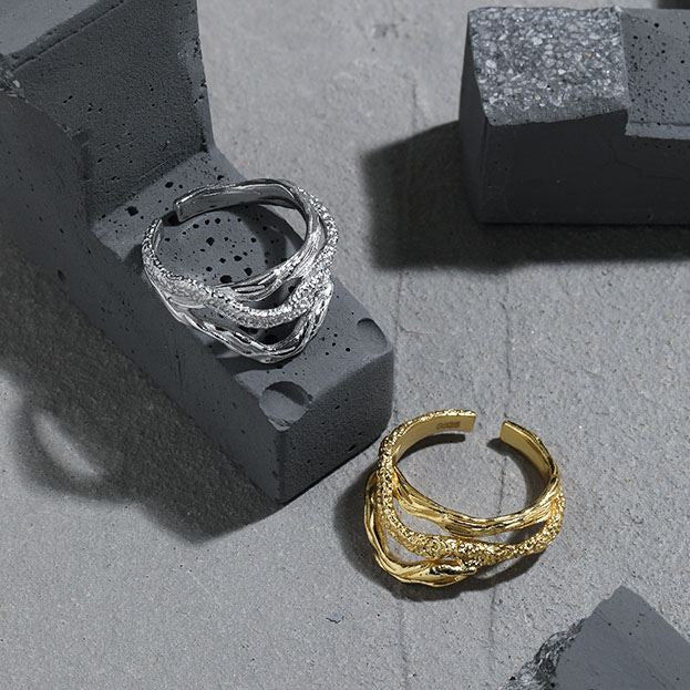 Goldschlangen Ring aus 925 Sterlingsilber, verstellbar, mit elegantem Schlangendesign von silverbene.