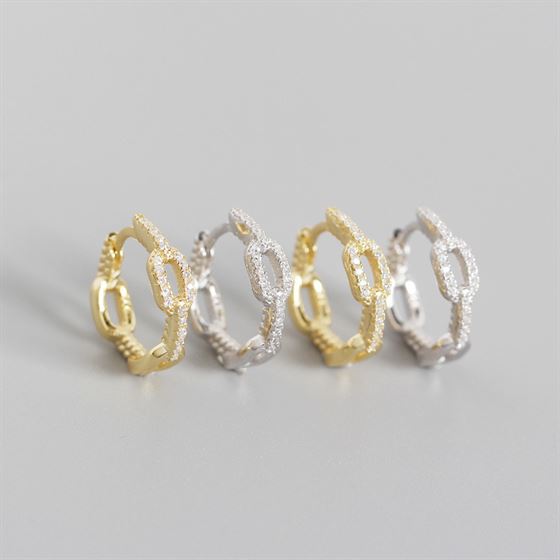 Sterling Silber Huggie-Ohrringe mit CZ-Steinen von silverbene, modische Ketten-Design, glänzende Ohrschmuck, elegante Damenohraccessoires