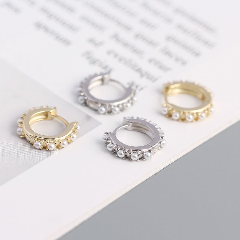 Silverbene Office Mini Shell Perlen 925er Sterlingsilber Huggie Hoop Ohrringe, elegante Ohrschmuck mit Muschelmuster