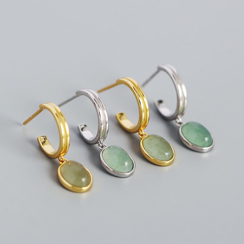 Einfache grüne Aventurin-Ohrringe aus 925er Sterling Silber in Ovalform von silverbene.