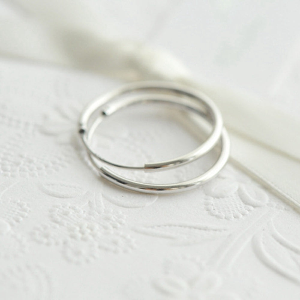 Simple Concise Elegant Women 925 Sterling Sliver Huggie Hoop Earrings - SterlingSilberSchmuck