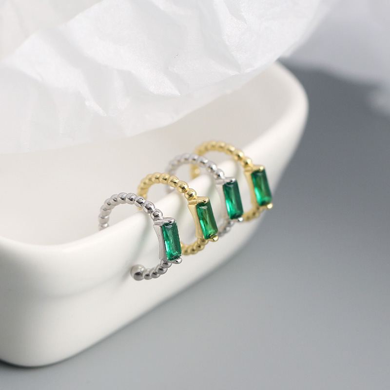 Grüne CZ Rechteck Clip Ohrringe 925 Sterlingsilber Elegant
